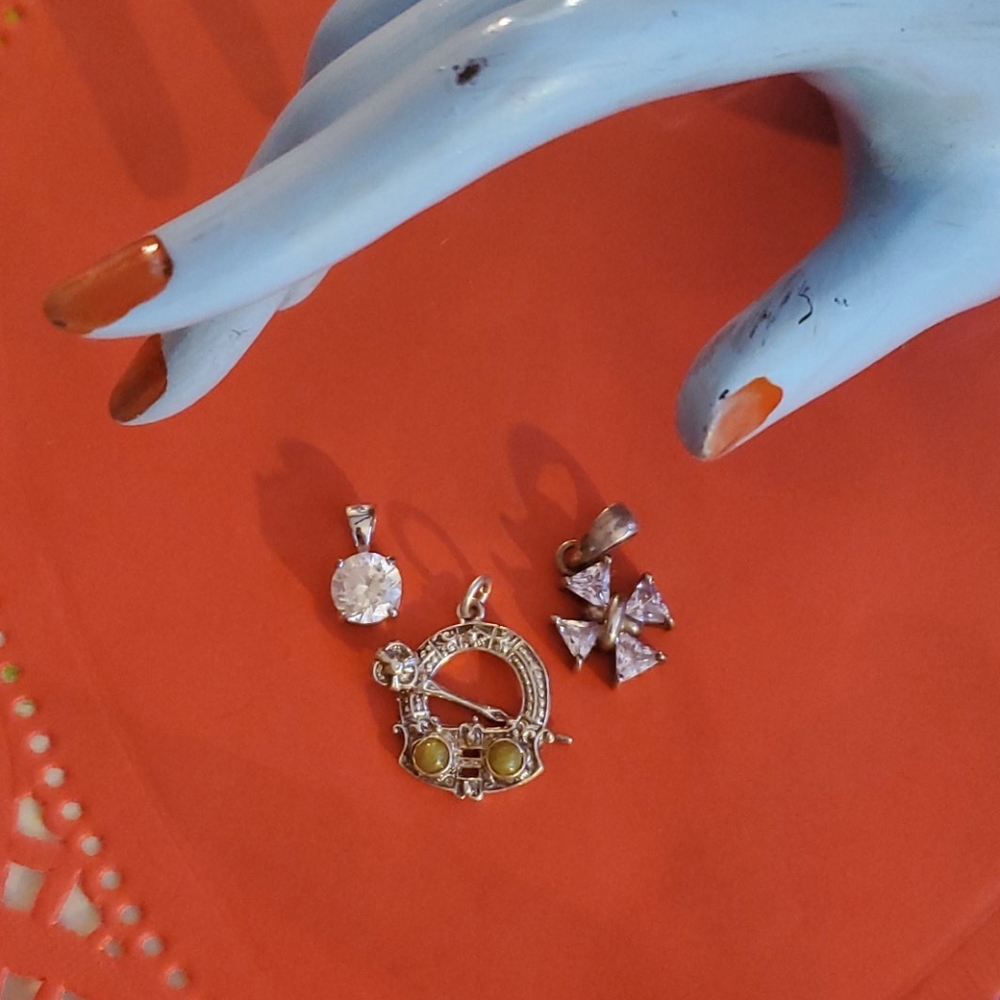 Sterling silver charm lot